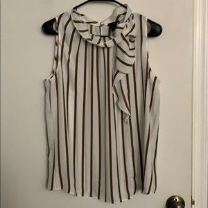 Women’s wear to work sleeveless top